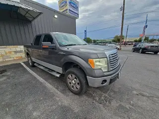 Ford F-150 2011 4x2 XL 4dr SuperCrew Styleside 5.5 ft. SB