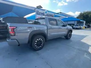Nissan Frontier 2024 4x4 PRO-4X 4dr Crew Cab 5 ft. SB