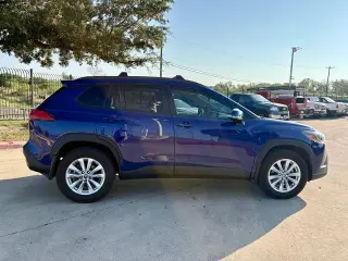 Toyota Corolla Cross 2022 LE 4dr Crossover