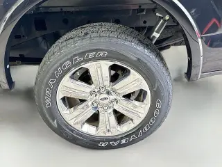 Ford F-150 2019 4x4 Lariat 4dr SuperCrew 5.5 ft. SB