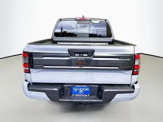 Nissan Frontier 2025 4x4 PRO-4X 4dr Crew Cab 5 ft. SB