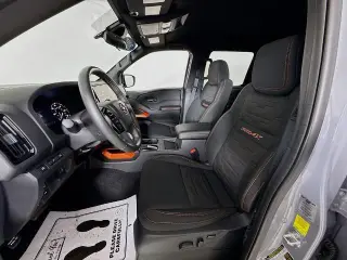 Nissan Frontier 2025 4x4 PRO-4X 4dr Crew Cab 5 ft. SB