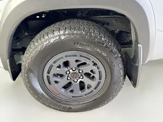 Nissan Frontier 2025 4x4 PRO-4X 4dr Crew Cab 5 ft. SB