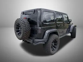 Jeep Wrangler Unlimited 2017 4x4 Sahara 4dr SUV