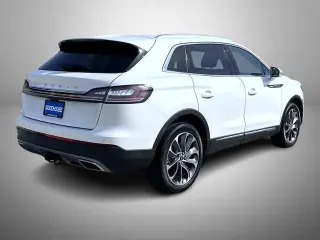 Lincoln Nautilus 2023 AWD Reserve 4dr SUV