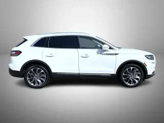 Lincoln Nautilus 2023 AWD Reserve 4dr SUV
