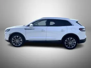 Lincoln Nautilus 2023 AWD Reserve 4dr SUV