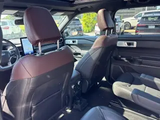 Ford Explorer 2023 AWD Platinum 4dr SUV