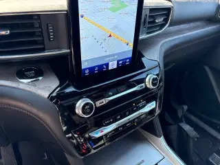Ford Explorer 2023 AWD Platinum 4dr SUV