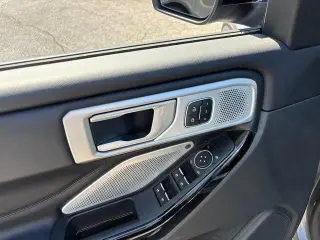 Ford Explorer 2023 AWD Platinum 4dr SUV
