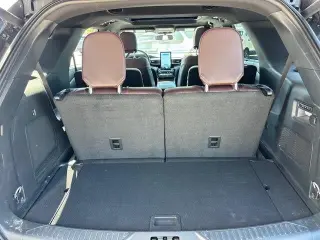 Ford Explorer 2023 AWD Platinum 4dr SUV