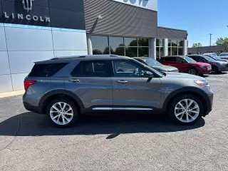 Ford Explorer 2023 AWD Platinum 4dr SUV