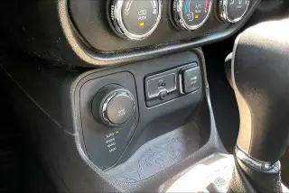 Jeep Renegade 2017 4x4 Latitude 4dr SUV