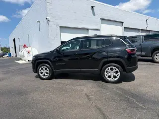 Jeep Compass 2024 4x4 Latitude 4dr SUV