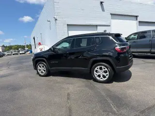 Jeep Compass 2024 4x4 Latitude 4dr SUV