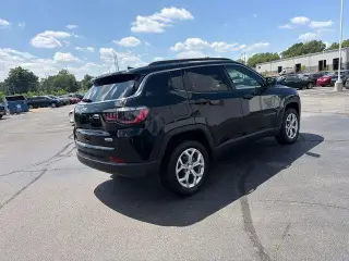 Jeep Compass 2024 4x4 Latitude 4dr SUV