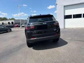 Jeep Compass 2024 4x4 Latitude 4dr SUV