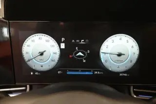Hyundai ELANTRA 2024 SEL Sedán de 4 puertas