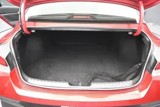 Hyundai ELANTRA 2024 SEL Sedán de 4 puertas