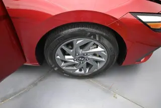 Hyundai ELANTRA 2024 SEL Sedán de 4 puertas