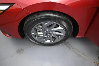 Hyundai ELANTRA 2024 SEL Sedán de 4 puertas