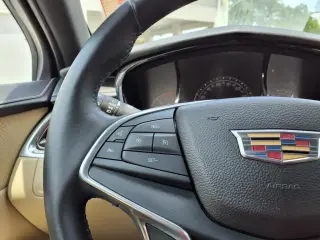 Cadillac XT5 2017 Premium Luxury SUV de 4 puertas