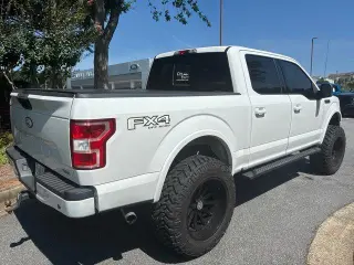 Ford F-150 2019 4x4 XLT 4dr SuperCrew 5.5 ft. SB