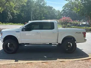 Ford F-150 2019 4x4 XLT 4dr SuperCrew 5.5 ft. SB