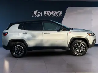 Jeep Compass 2025 4x4 Trailhawk 4dr SUV