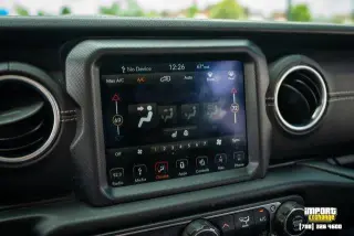Jeep Wrangler Unlimited 2018 4x4 Moab SUV de 4 puertas (lanzamiento de mitad de año)