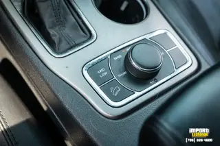 Jeep Grand Cherokee 2019 4x4 Limited SUV de 4 puertas