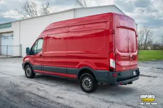 Ford Transit 2015 350 3 puertas LWB Furgón de techo alto con puerta corrediza en el lado del pasajero