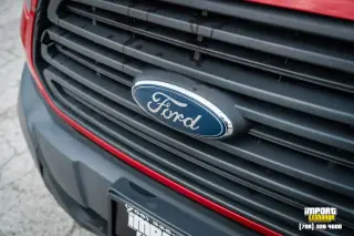 Ford Transit 2015 350 3 puertas LWB Furgón de techo alto con puerta corrediza en el lado del pasajero