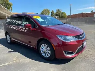 2018 Chrysler Pacifica Touring