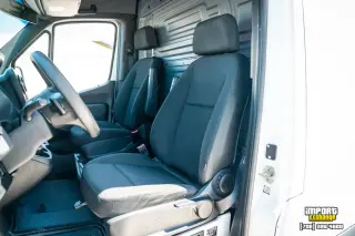Furgoneta de carga con techo alto Mercedes-Benz Sprinter 2019 4x2 3500XD 3 puertas 170 pulgadas de distancia entre ejes