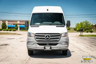 Furgoneta de carga con techo alto Mercedes-Benz Sprinter 2019 4x2 3500XD 3 puertas 170 pulgadas de distancia entre ejes