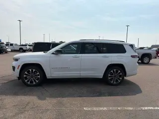 Jeep Grand Cherokee L 2023 4x4 Overland SUV de 4 puertas
