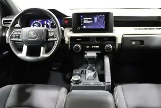 Toyota Tacoma 2024 4x4 TRD Sport 4dr Double Cab 5.0 ft SB 8A
