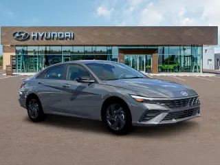 Hyundai ELANTRA 2026 SEL Sport 4dr Sedan