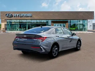 Hyundai ELANTRA 2026 SEL Sport 4dr Sedan