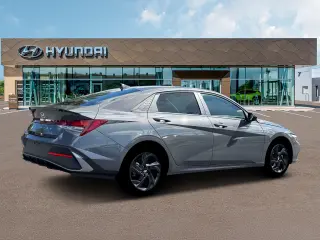 Hyundai ELANTRA 2026 SEL Sport 4dr Sedan