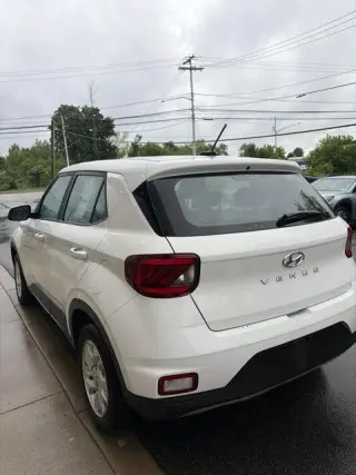 Hyundai VENUE 2023 SE 4dr Crossover