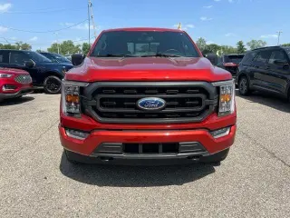 Ford F-150 2023 4x4 XLT 4dr SuperCrew 5.5 ft. SB