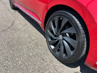 Volkswagen Arteon 2019 SE R-Line 4dr Sedan w/19 Inch Wheels