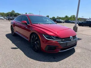 Volkswagen Arteon 2019 SE R-Line 4dr Sedan w/19 Inch Wheels