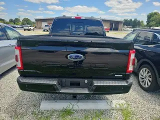 Ford F-150 2023 4x4 Lariat 4dr SuperCrew 5.5 ft. SB