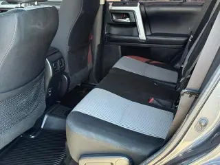 Toyota 4Runner 2019 4x2 SR5 4dr SUV