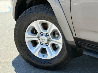Toyota 4Runner 2019 4x2 SR5 4dr SUV