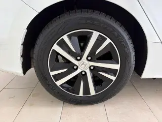 Honda Civic 2024 LX 4dr Hatchback