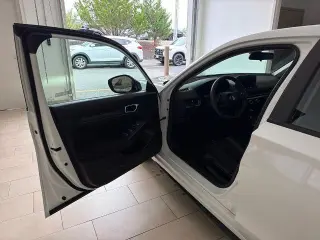 Honda Civic 2024 LX 4dr Hatchback